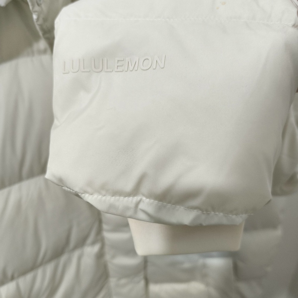 Lululemon Long Hooded Down Jacket - Picture 4 of 10